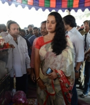 celebrities-pay-homage-to-uday-kiran-photos-152