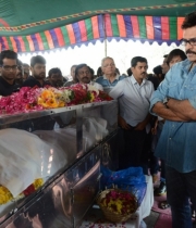 celebrities-pay-homage-to-uday-kiran-photos-164