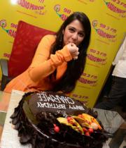charmi-birthday-celebrations-at-98-3-radio-mirchi-fm-15