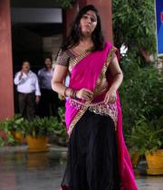charmi-latest-saree-photos-16