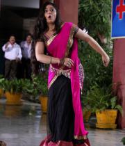 charmi-latest-saree-photos-19
