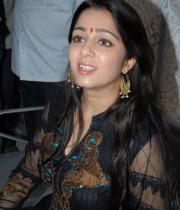 charmi-launches-sreeroop-cosmetology-clinic-11