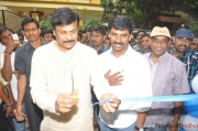 chiranjeevi-birthday-celebrations-at-sk-studio-opening-4