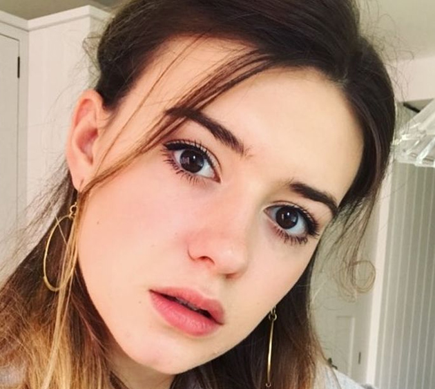 daisy-edgar-jones-latest-photos_12