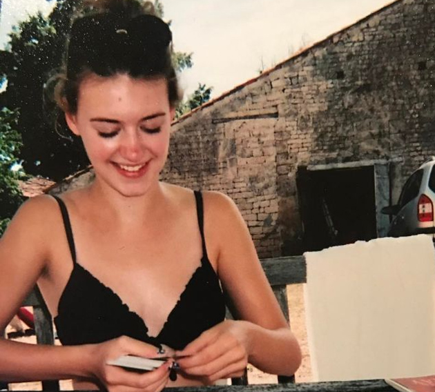 daisy-edgar-jones-latest-photos_9