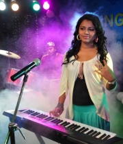 daughter-of-varma-varma-movie-gallery-1