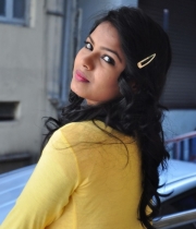 daughter-of-varma-varma-movie-gallery-8