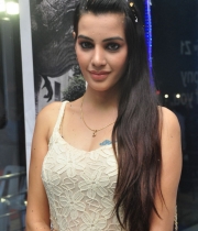 deeksha-panth-latest-stills-14