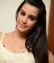 deeksha-panth-latest-stills-25