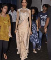 deepika-padukone-latest-images-16