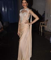 deepika-padukone-latest-images-18
