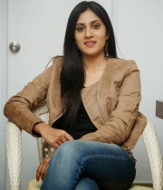 dhanya-balakrishna-latest-photo-stills-6