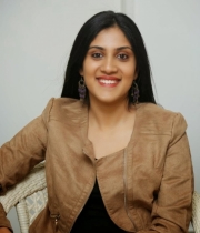 dhanya-balakrishna-latest-photo-stills-7
