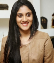 dhanya-balakrishna-latest-photo-stills-8