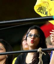 sakshi-dhoni-at-ipl-6-photos-1612
