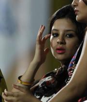 sakshi-dhoni-at-ipl-6-photos-1899