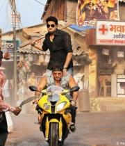 dhoom-3-movie-stills-16