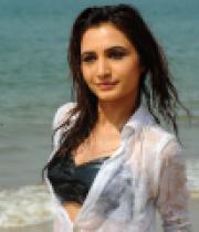 dhruthi-hot-beach-photos-1