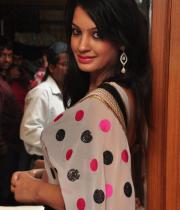 diksha-panath-at-pochampalli-cotton-mela-02