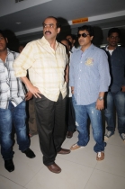 eega-movie-team-at-bhramaramba-theatre-1