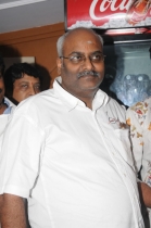 eega-movie-team-at-bhramaramba-theatre-4