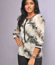 actress-eesha-at-amat-50-days-function-16