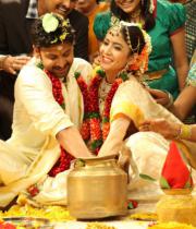 emo-gurram-egara-vachu-movie-stills-9
