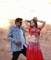 en-vazhi-thani-vazhi-movie-latest-hot-stills-14