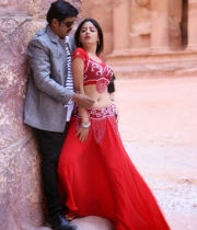 en-vazhi-thani-vazhi-movie-latest-hot-stills-23