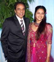 esha-deol-wedding-reception-photos-1709