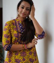 ester-photo-stills-1