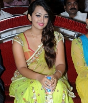 ester-noronha-photos-at-bheemavaram-bullodu-audio-launch-2