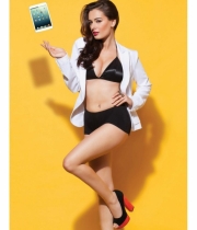 evelyn_sharma_hot_photos-9