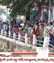 xkhairatabad-ganesh-nimajjanam-stills-2013-khairatabad-ganesh-immersion-10-jpg-pagespeed-ic_-el-anujwxq xkhairatabad-ganesh-nimajjanam-stills-2013-khairatabad-ganesh-immersion-10-jpg-pagespeed-ic_-el-anujwxq