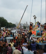 xkhairatabad-ganesh-nimajjanam-stills-2013-khairatabad-ganesh-immersion-18-jpg-pagespeed-ic_-dqiy1rqgwb