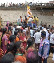 xkhairatabad-ganesh-nimajjanam-stills-2013-khairatabad-ganesh-immersion-4-jpg-pagespeed-ic_-pnarfismy2 xkhairatabad-ganesh-nimajjanam-stills-2013-khairatabad-ganesh-immersion-4-jpg-pagespeed-ic_-pnarfismy2