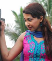 gayatri-photo-in-dorakadu-movie-10