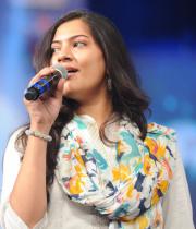 geetha-madhuri-performance-at-thadaka-audio-3