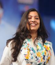 geetha-madhuri-performance-at-thadaka-audio-5