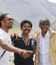 gopichand-jackpot-movie-working-stills-3