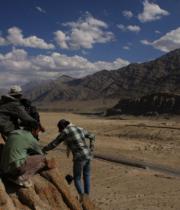 gopichand-jackpot-movie-working-stills-7