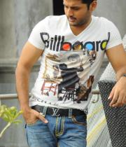 gunde-jari-gallanthaindhe-movie-stills-2