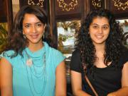 gundello-godari-press-meet-photos-18