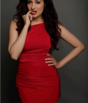 gurleen-chopra-new-photos-3