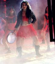 hanika-hot-dance-photos-in-theeya-velai-seiyyanum-kumaru-tamil-movie-2