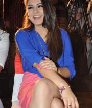 hansika-hot-thighs-photos-09