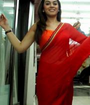 hansika-hot-saree-photos-16