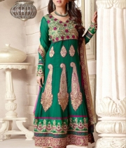 hansika-in-salwars-latest-photos-5