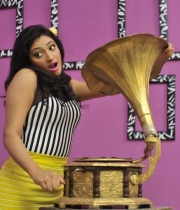 hari-priya-hot-photos_2