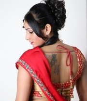 hari-priya-hot-photos-in-galata-03